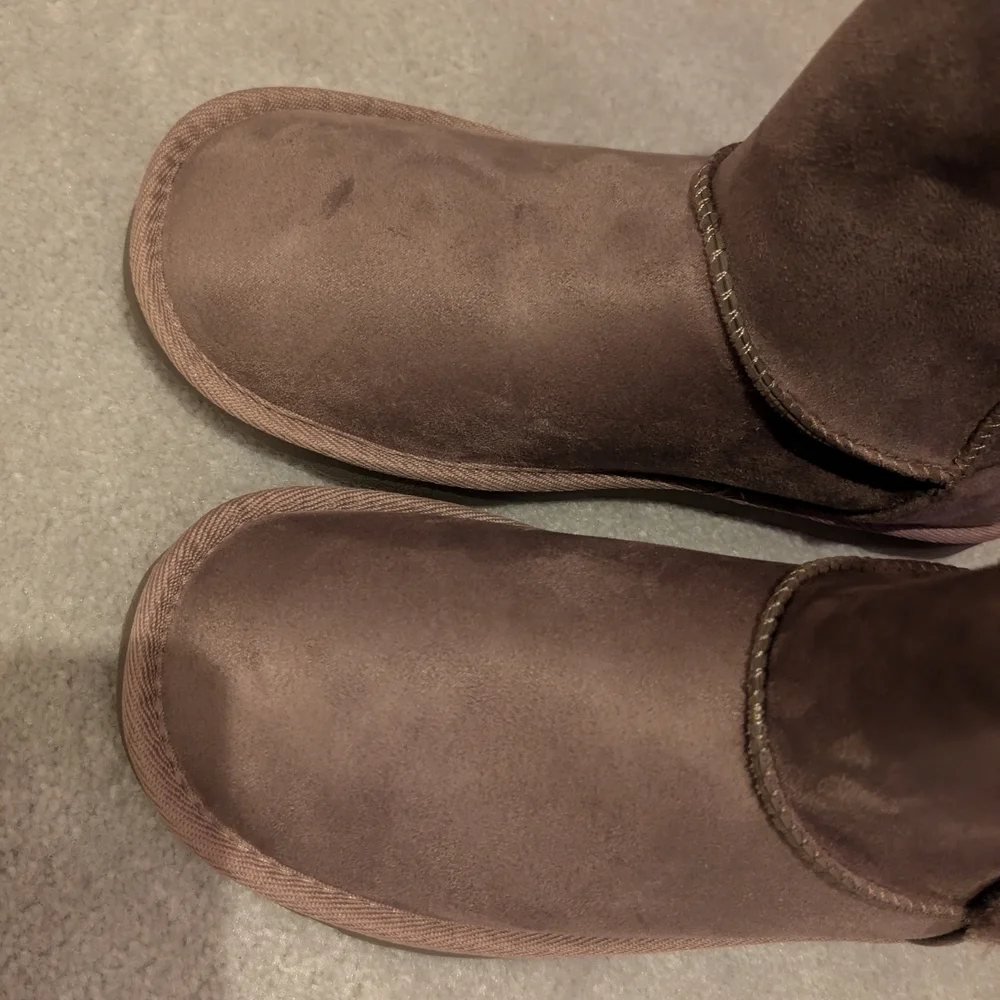 Cozy Brown Fur-Lined Boots - Picture 5 of 6